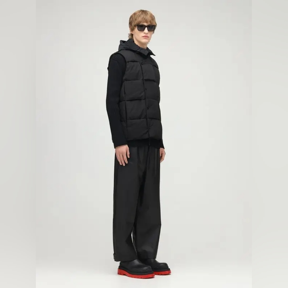 Bottega Veneta Intrecciato Woven Puff Vest Sleeveless